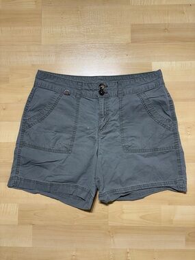 Bass Women's Gray Cargo Shorts with Front Patch Pockets